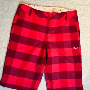 4 for $25 Bermuda golf shorts by puma M